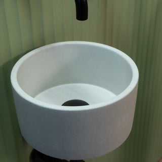 Tiny Tub \ Off White \